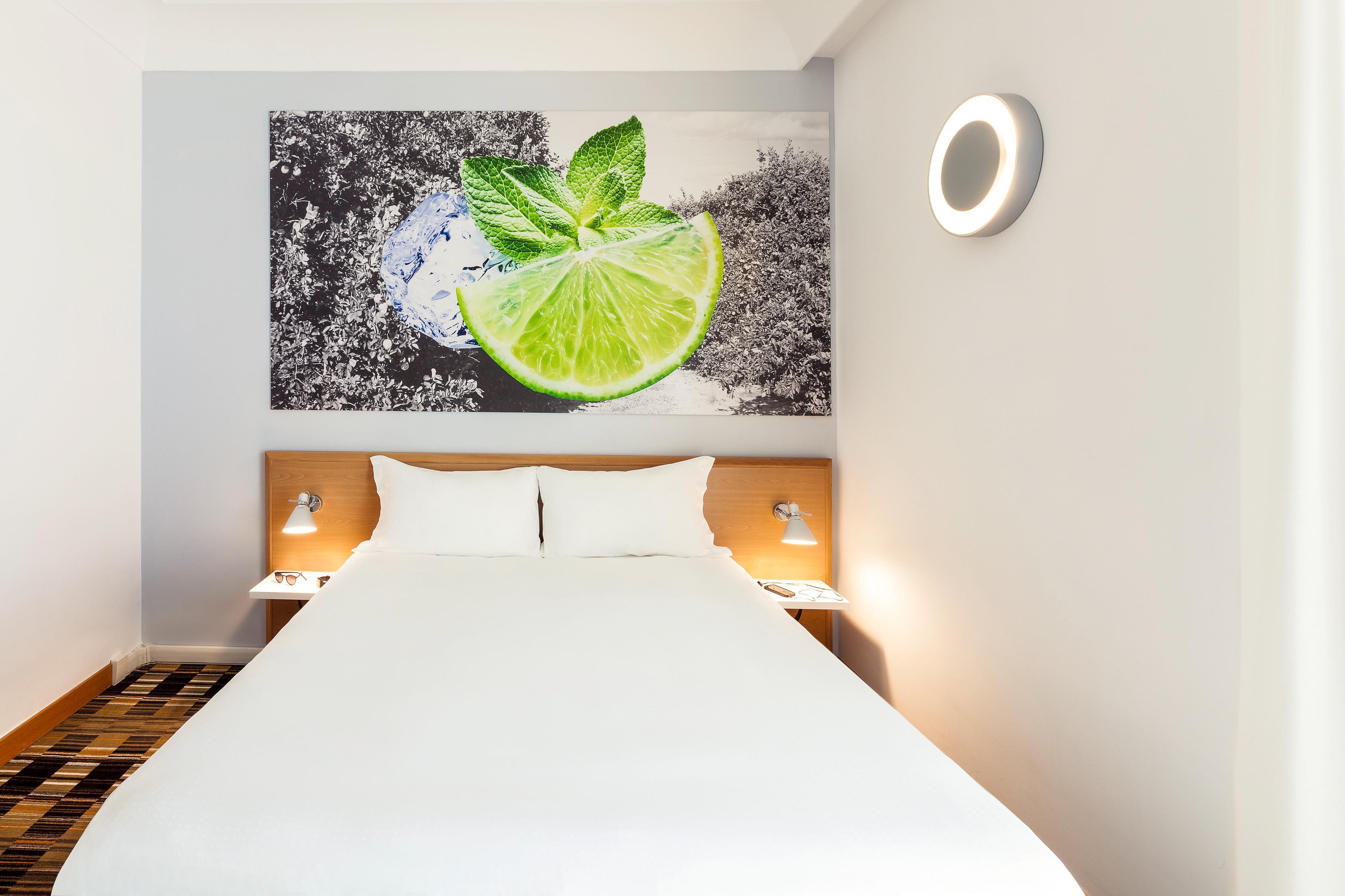 ไอบิส สไตล์ นาโปลี การิบัลดี Hotel เนเปิลส์ ภายนอก รูปภาพ