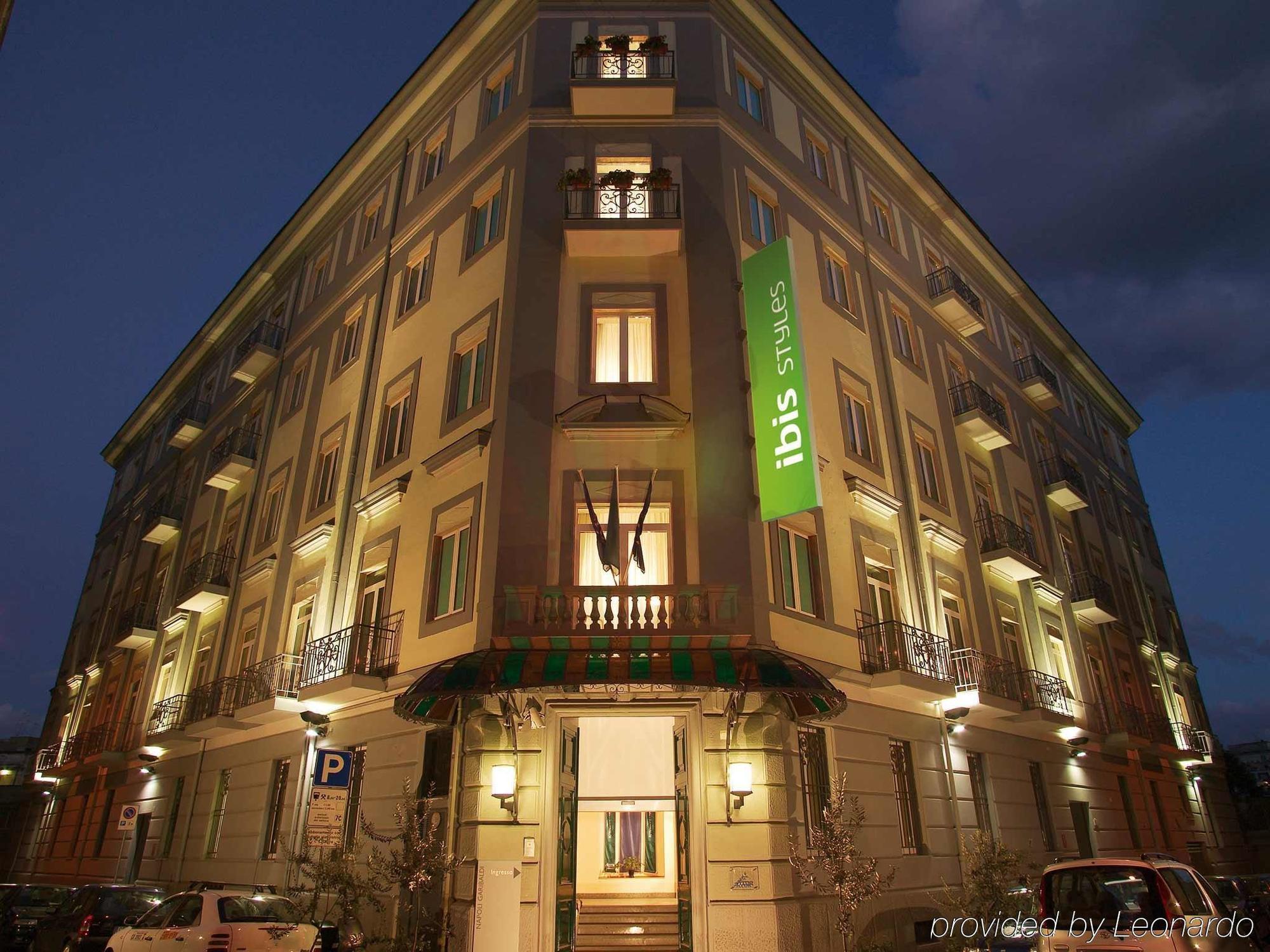 ไอบิส สไตล์ นาโปลี การิบัลดี Hotel เนเปิลส์ ภายนอก รูปภาพ